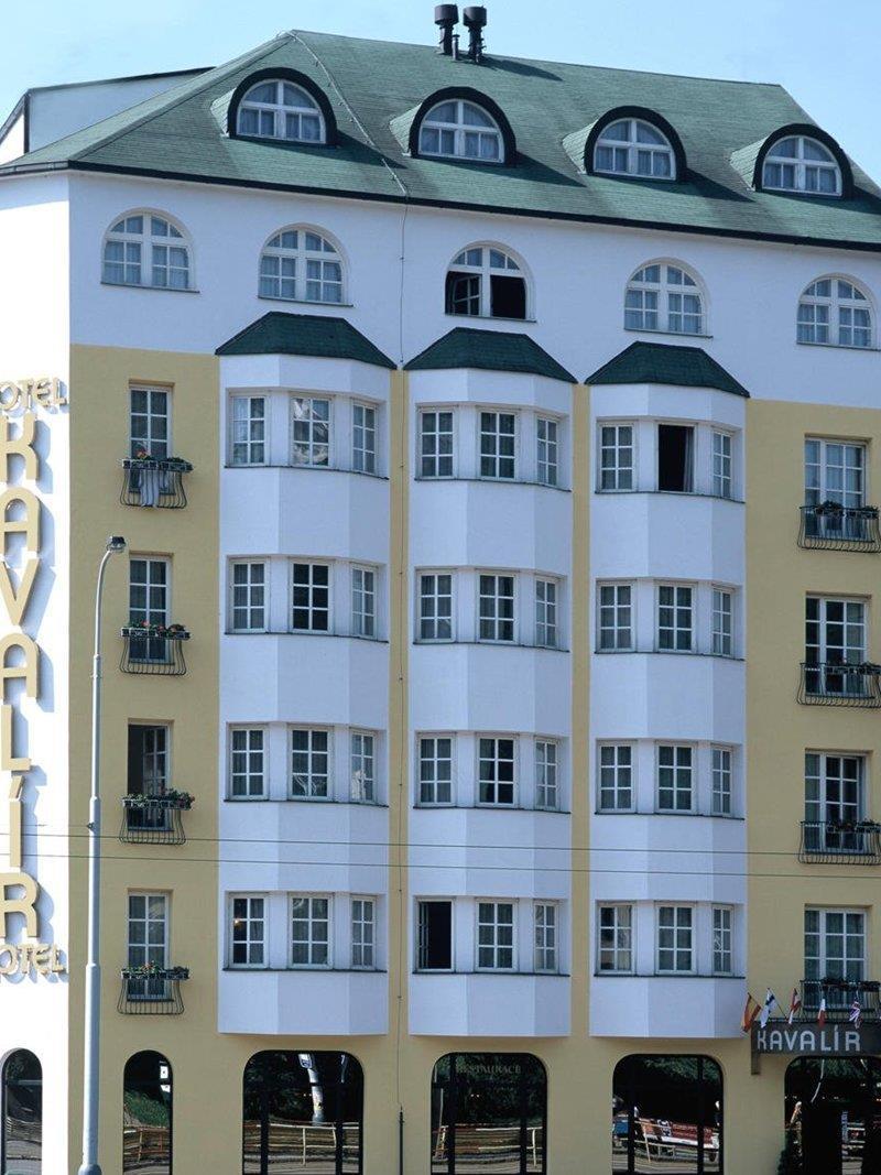 Kavalir Hotel Praha Bagian luar foto