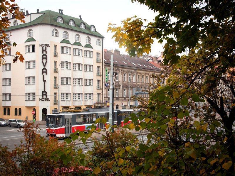 Kavalir Hotel Praha Bagian luar foto