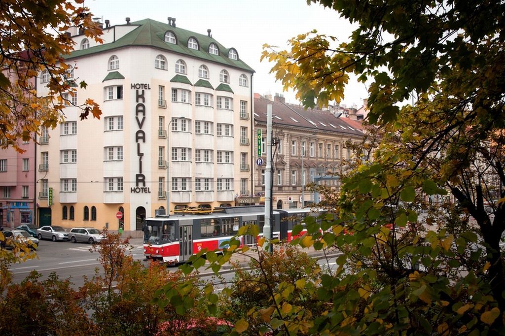 Kavalir Hotel Praha Bagian luar foto