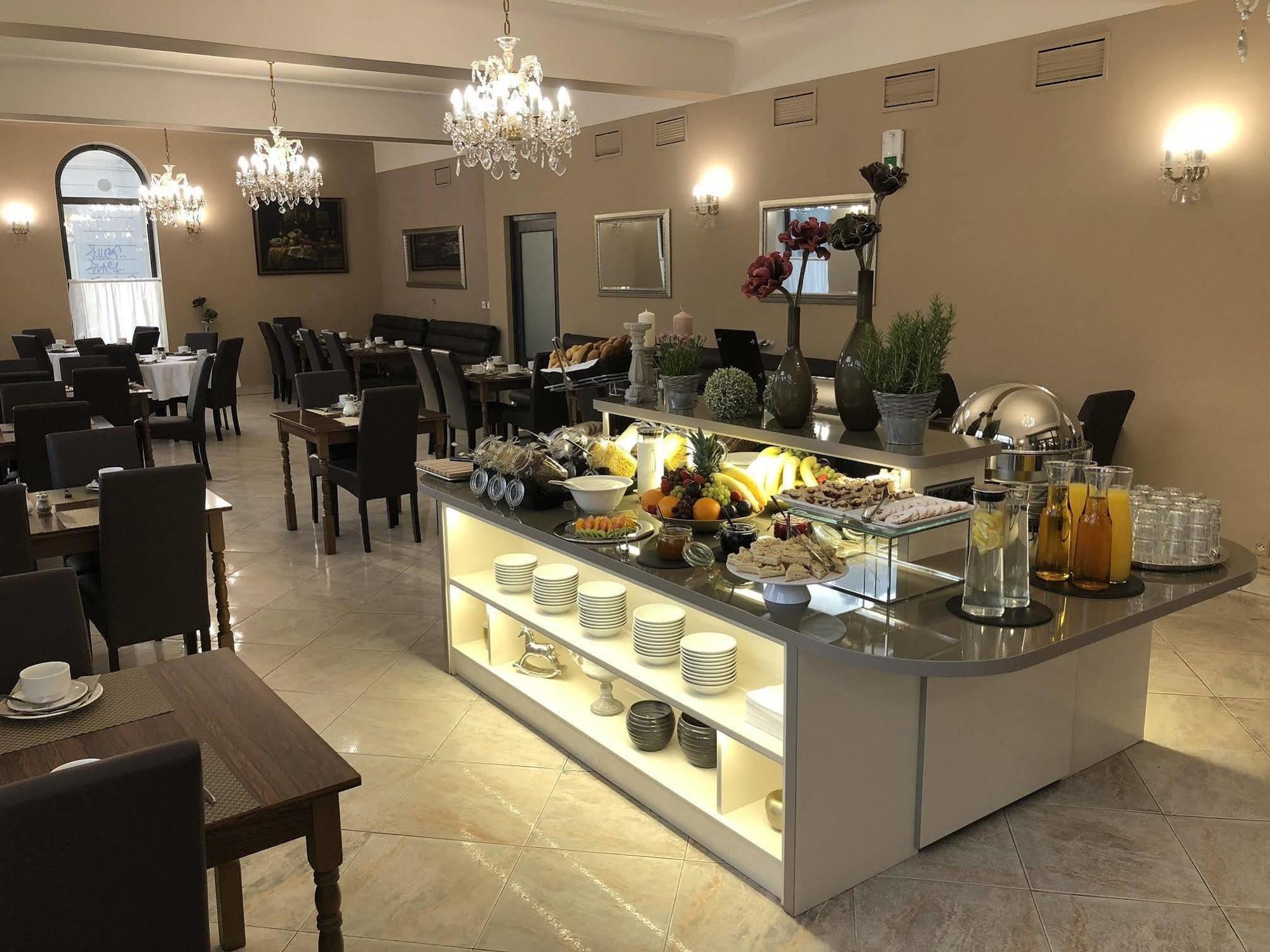 Kavalir Hotel Praha Bagian luar foto
